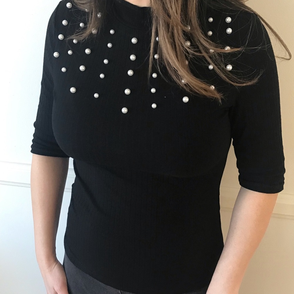 Beaded Pattern Mock Neck Fitted Top Black - Picture 2 of 3